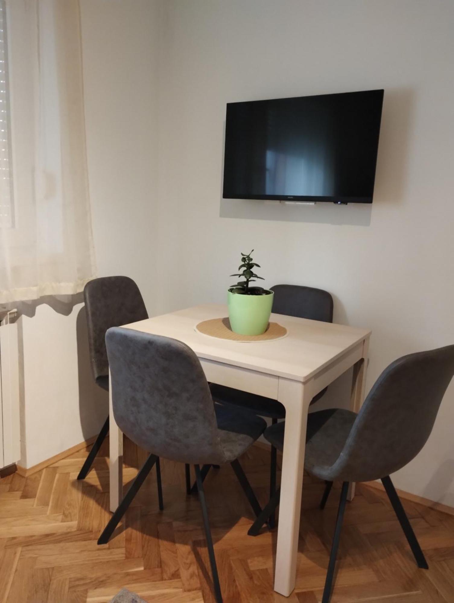 Appartamento Hipodrom Zagabria Esterno foto