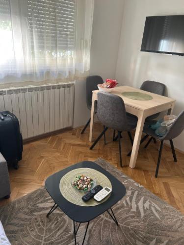 Appartamento Hipodrom Zagabria Esterno foto